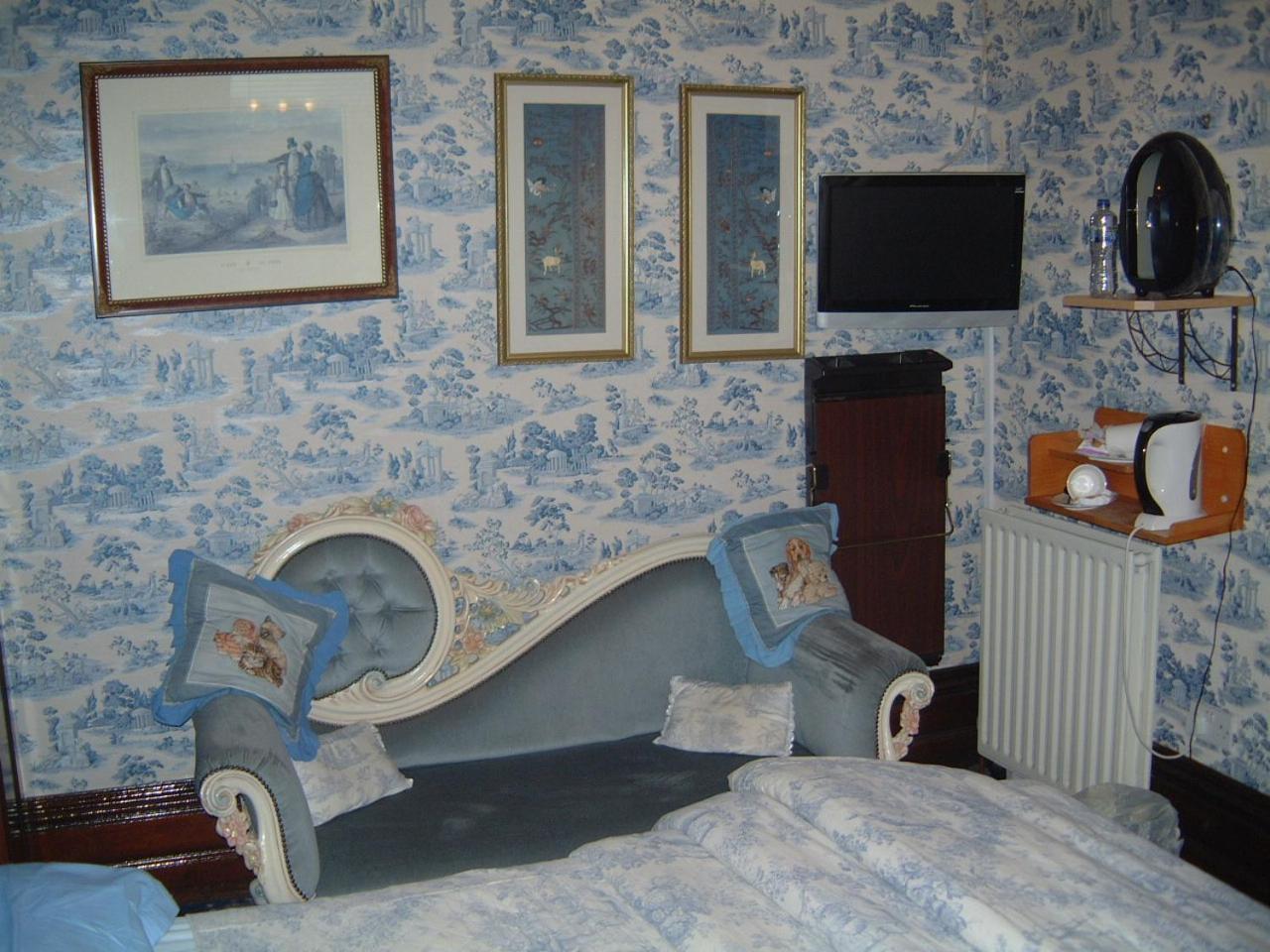 Manor House B And B Larne Kültér fotó