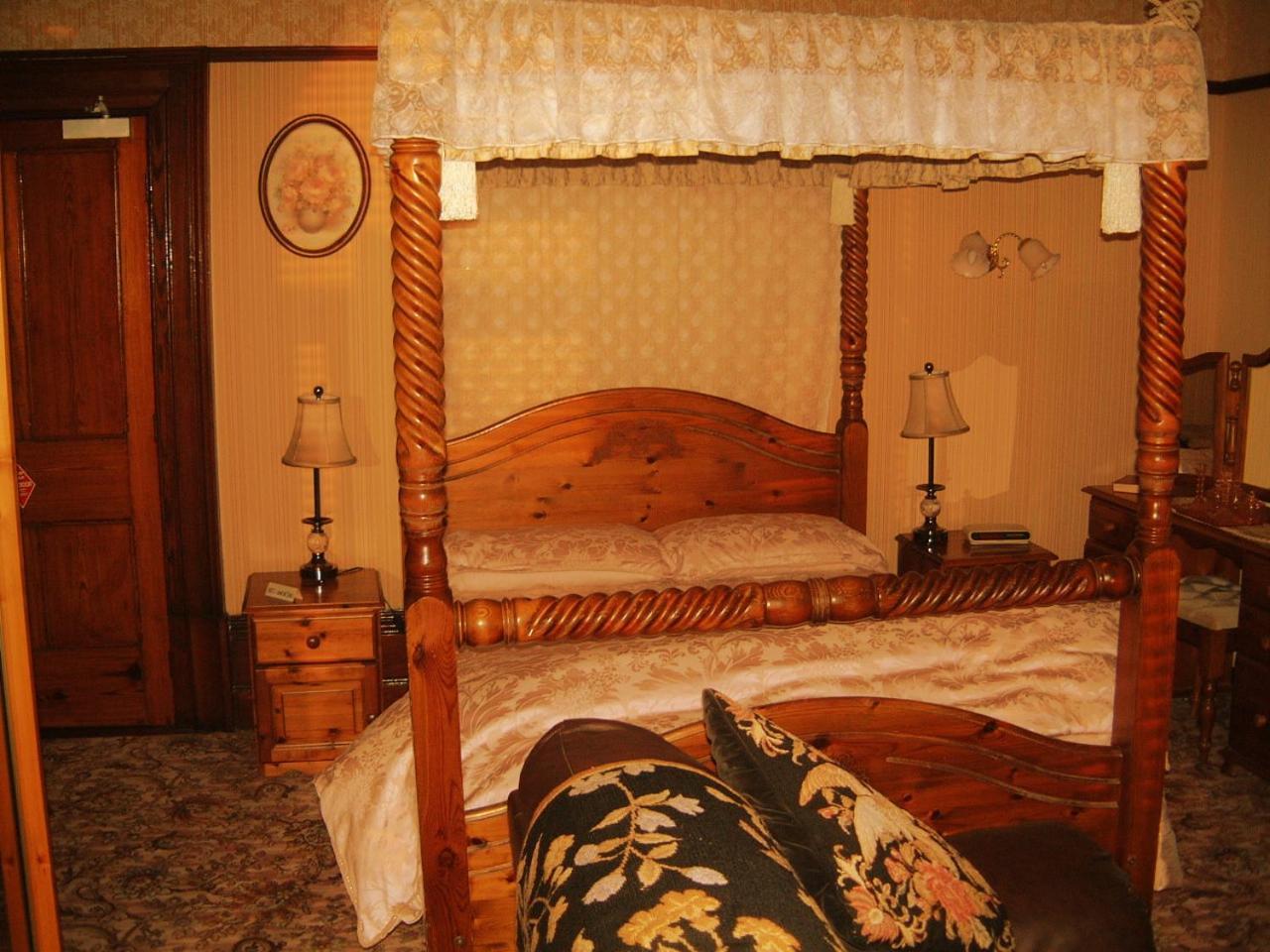 Manor House B And B Larne Kültér fotó
